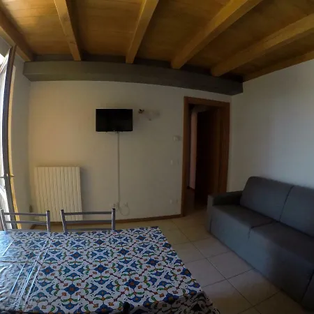 Veronica's House